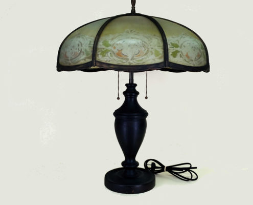 Large slag glass table lamp