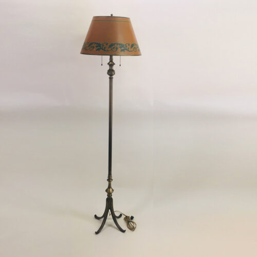 Standing lamp with two lights