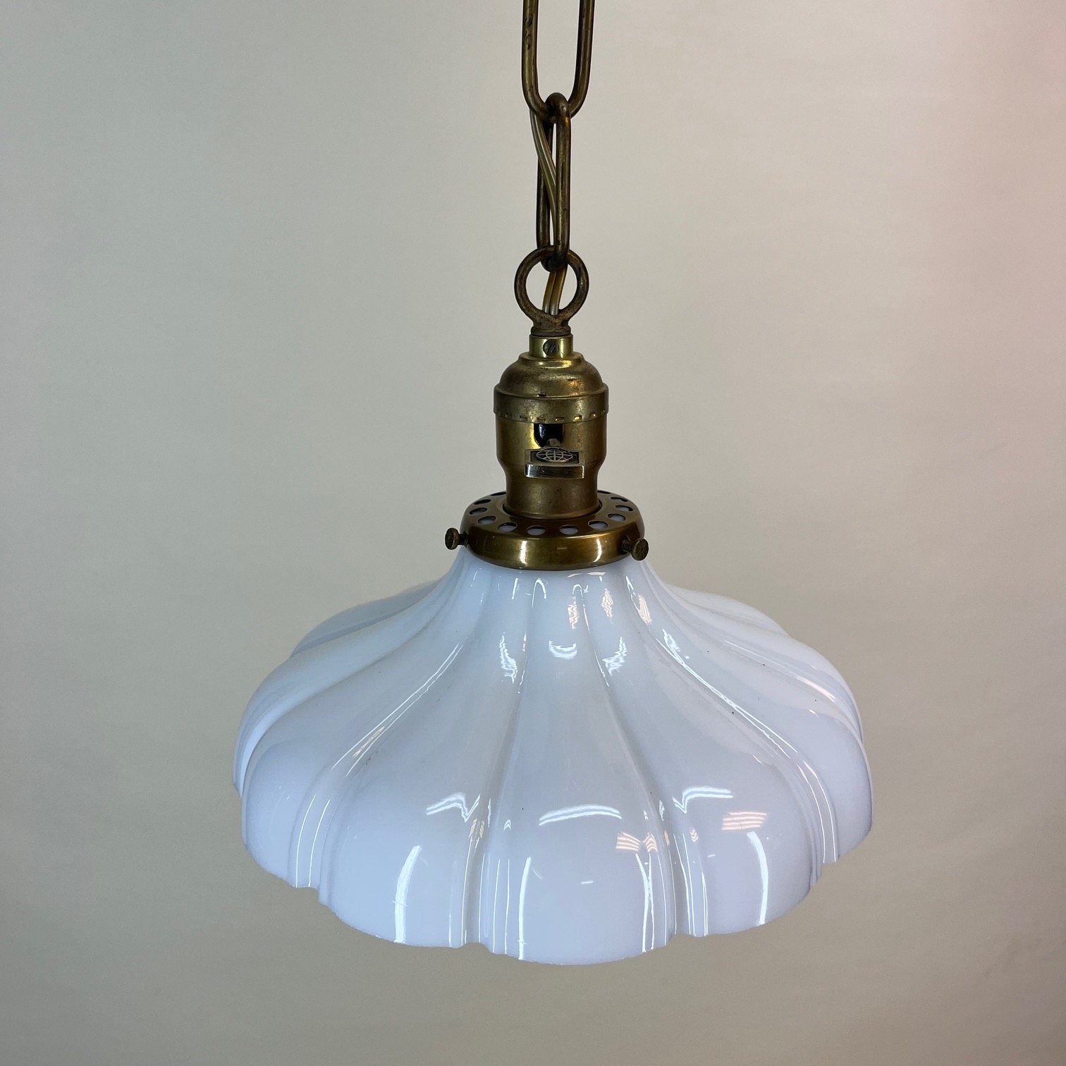 Opal Pendant Lamp ø30cm White/Brass - House Doctor